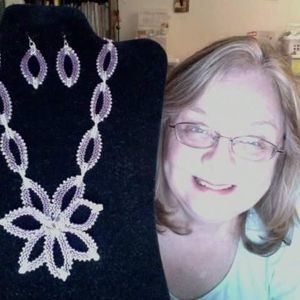 Meet your Posher, Denise